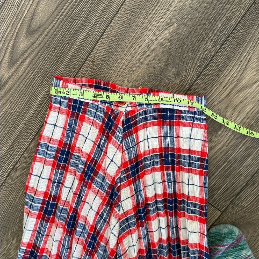 Vintage 1960’s Plaid pleated A-Line Skirt - Red white and Blue metal zipper - Picture 6 of 8